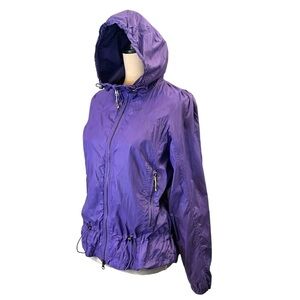 Lole Lightweight Mesh Lined Nylon Windbreaker Jacket with Hood in Violet Small